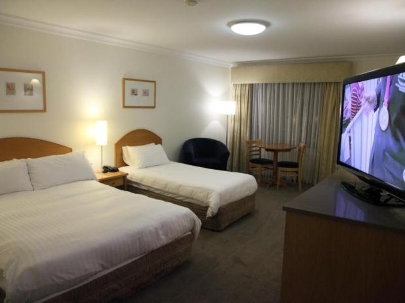 Carlyle Suites & Apartments Wagga Wagga Exterior photo